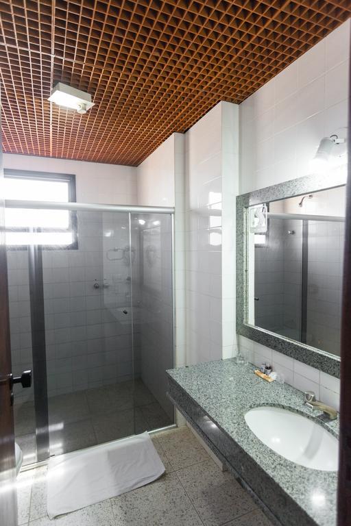 Dimas Lessa Hotel Montes Claros Exterior foto